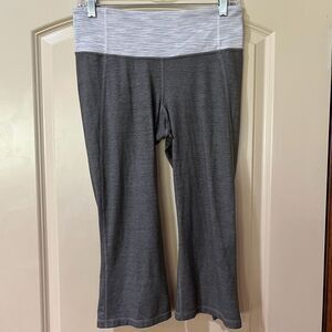 LULULEMON Groove Crop Leggings Gray Women’s Size 8